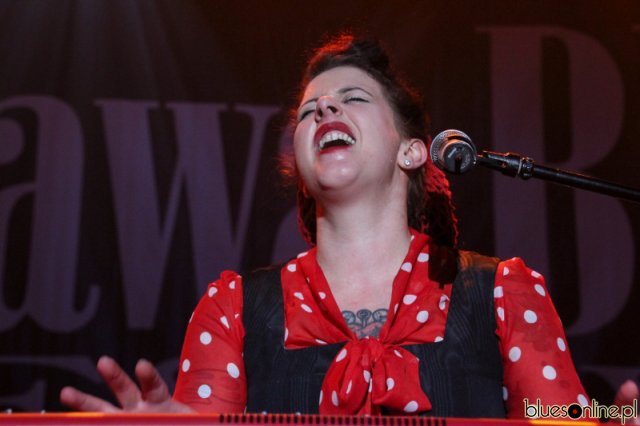 Davina &amp; The Vagabonds (20)